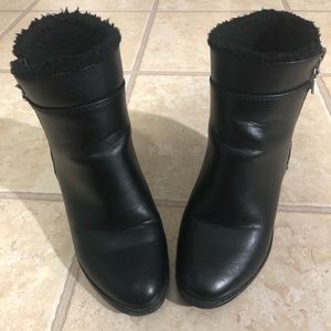 Parker & Sky Black ankle boots size 7